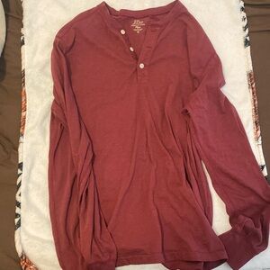 J-crew maroon 3 button long sleeve men’s shirt